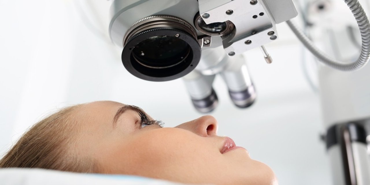 Dr. Bülent Raşit Tuncel’den Lazer Operasyonu Hakkında Önemli Uyarılar; “göz Çizdirme’ Ameliyatı İçin Numaranın Sabit Olması Gerekir”