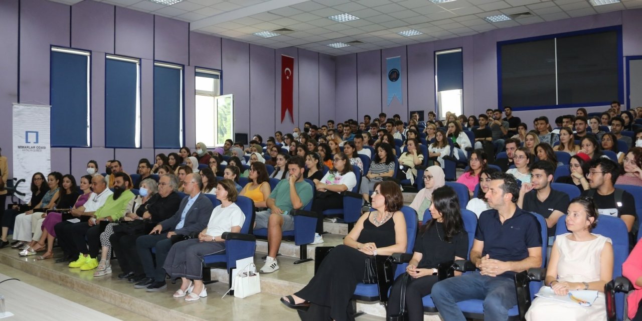 Akdeniz Üniversitesi’nde Dünya Mimarlık Günü Etkinlikleri