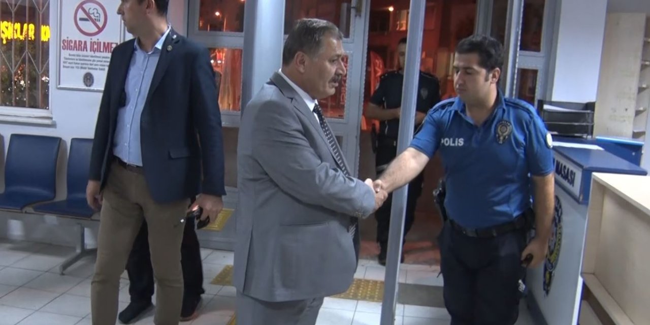 Emniyet Müdürü Gece Yürüyerek Denetim Yaptı