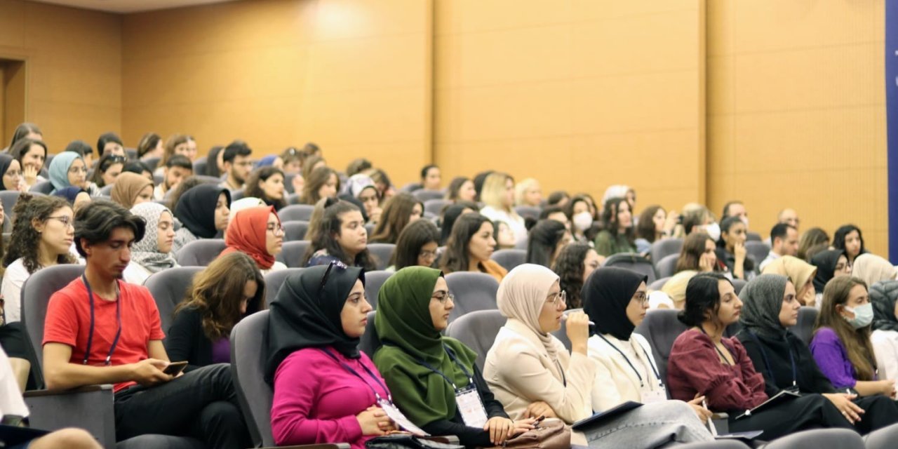 Tarsus "ulusal Odyoloji Ve Konuşma Bozuklukları Kongresi"ne Ev Sahipliği Yaptı