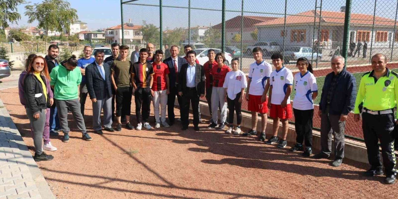 Yeşilhisar’da Öğrenciler Arası Koşu Yarışı Yapıldı