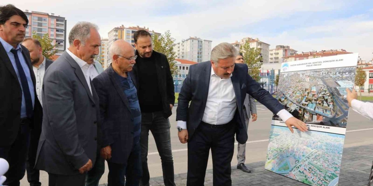 Meclis Üyeleri Kentsel Dönüşüm Çalışmalarını İnceledi