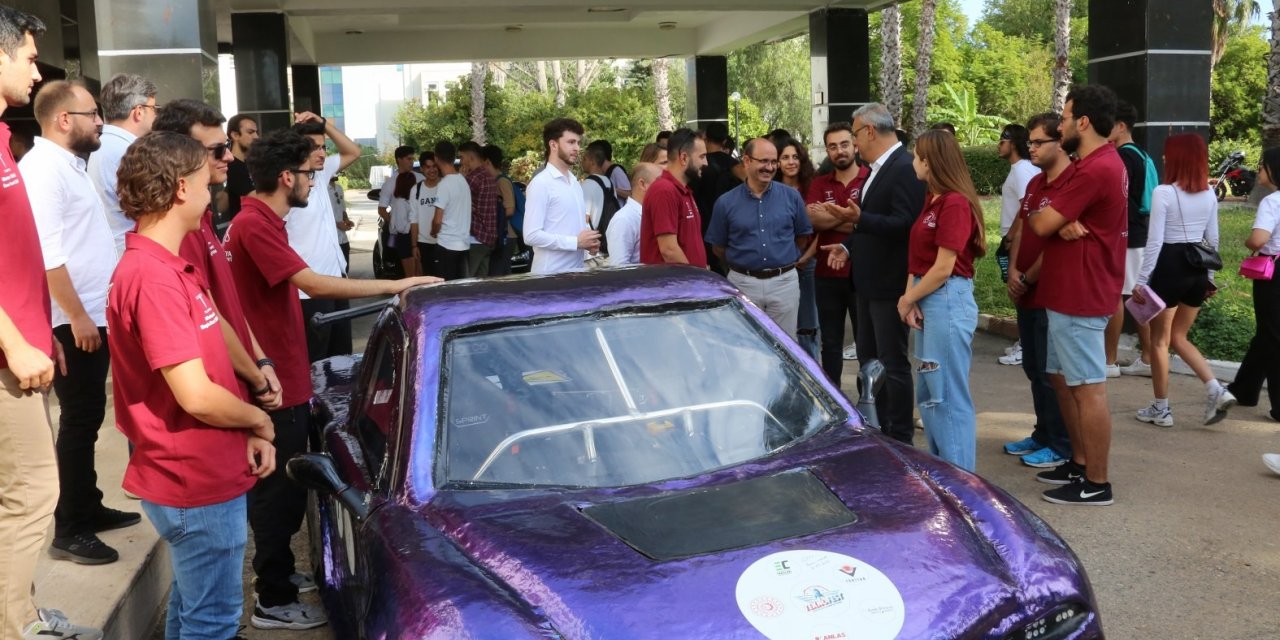 Otomotiv Distribütörleri Derneği Başkanı Bozkurt, Akdeniz Üniversitesi Öğrencileriyle Buluştu