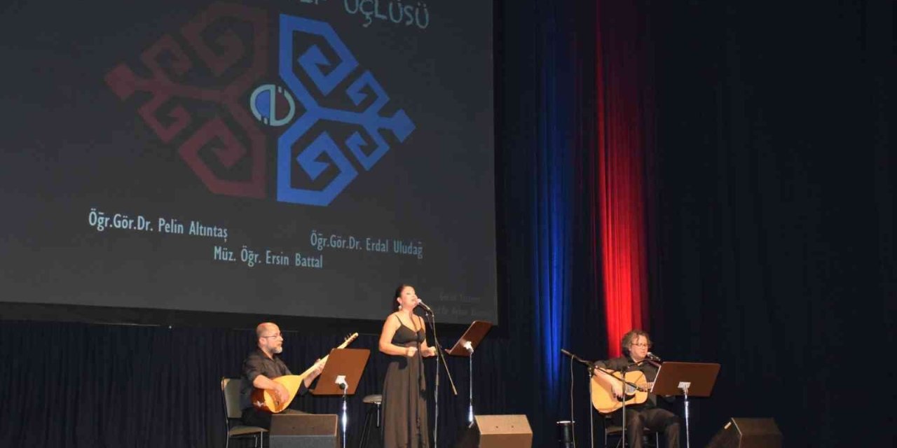 Anadolu Motif Üçlüsü Akm’de Sahne Aldı