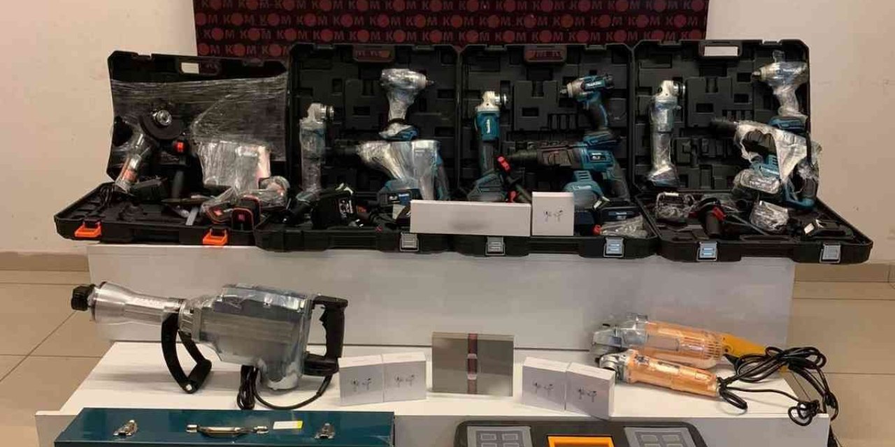 Konya’da Gümrük Kaçağı Elektronik Eşya Ele Geçirildi