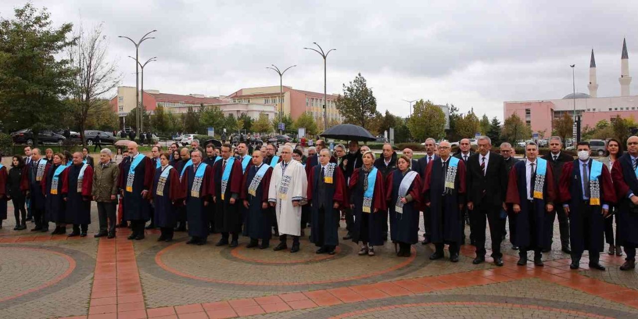 Esogü’de 2022-2023 Akademik Yılı Törenle Açıldı