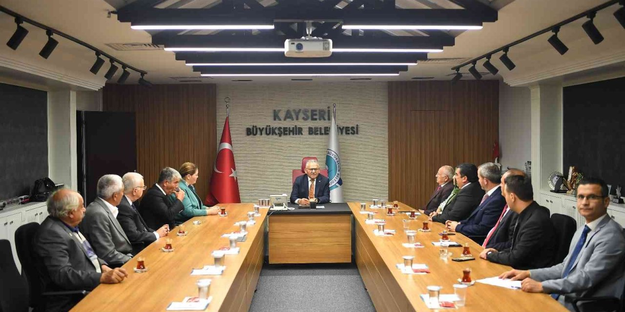 Muhtarlardan Başkan Büyükkılıç’a Ziyaret