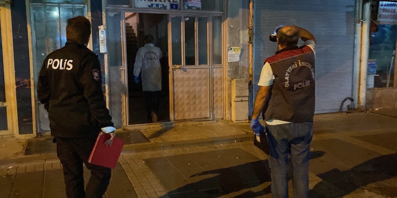 80 Yaşındaki Kadın Evinde Ölü Bulundu