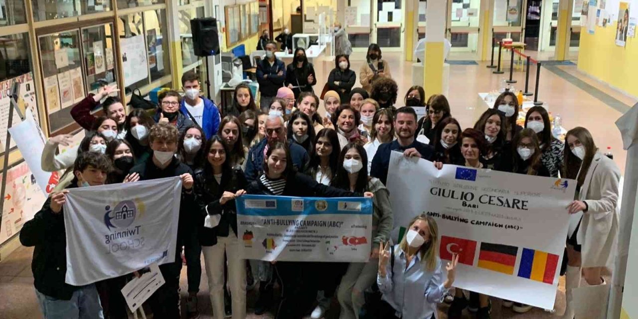 Eskişehir Mustafa Kemal Atatürk Mesleki Ve Teknik Anadolu Lisesi, ‘iki Erasmus + Projesi’nin Kapanışını Yapıyor