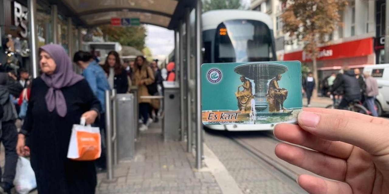 “türkiye Kart” Uygulamasına 65 Yaş Üstü Vatandaşlardan Tam Destek