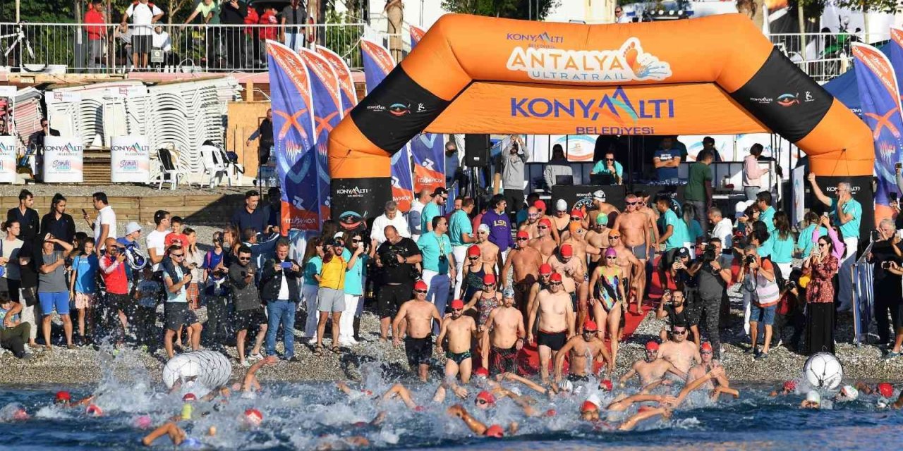Konyaaltı’nda Yüzme Yarışı Heyecanı Başladı