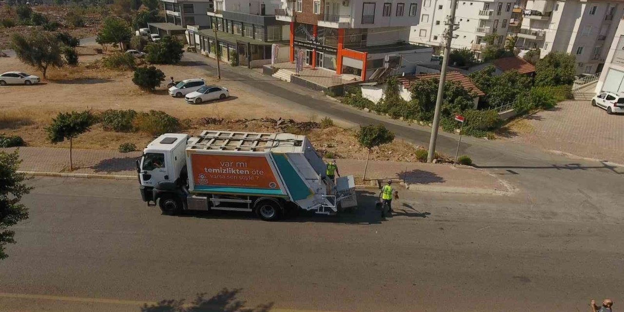 Kepez’in Yüzleri Güldüren Çöp Araçları