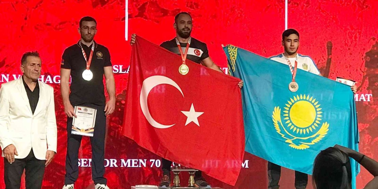 Eskişehirli Sporcu Bilek Güreşinde 5’inci Kez Dünya Şampiyonu Oldu