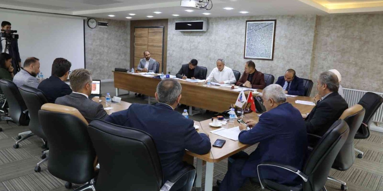 Belediyenin 2 Adet İşyeri 10 Yıllığına Kiralandı