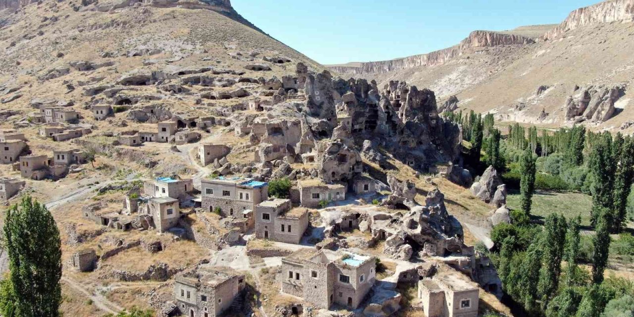 Sıcak Hava Balonları İle Soğanlı Vadisi’ne İlgi Arttı