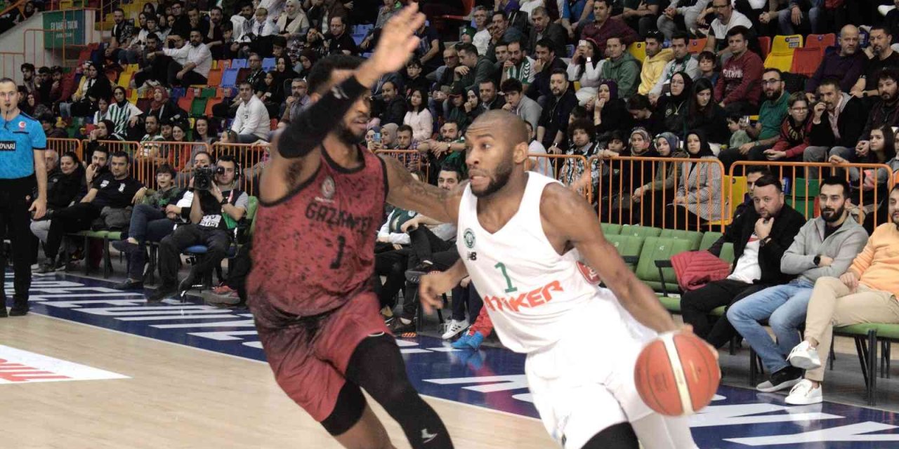 Basketbol Süper Ligi: Konyaspor:  78 - Gaziantep Basketbol: 76