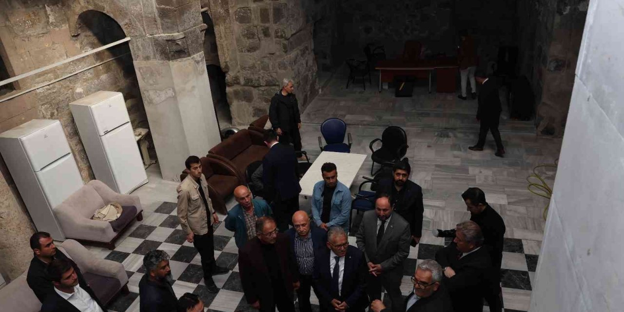 Büyükkılıç’tan Vali Çiçek Ve Özhaseki İle Birlikte Turizm Gezisi