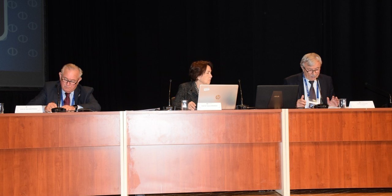 İibf’den “21. Çalışma Ekonomisi Ve Endüstri İlişkileri Kongresi”