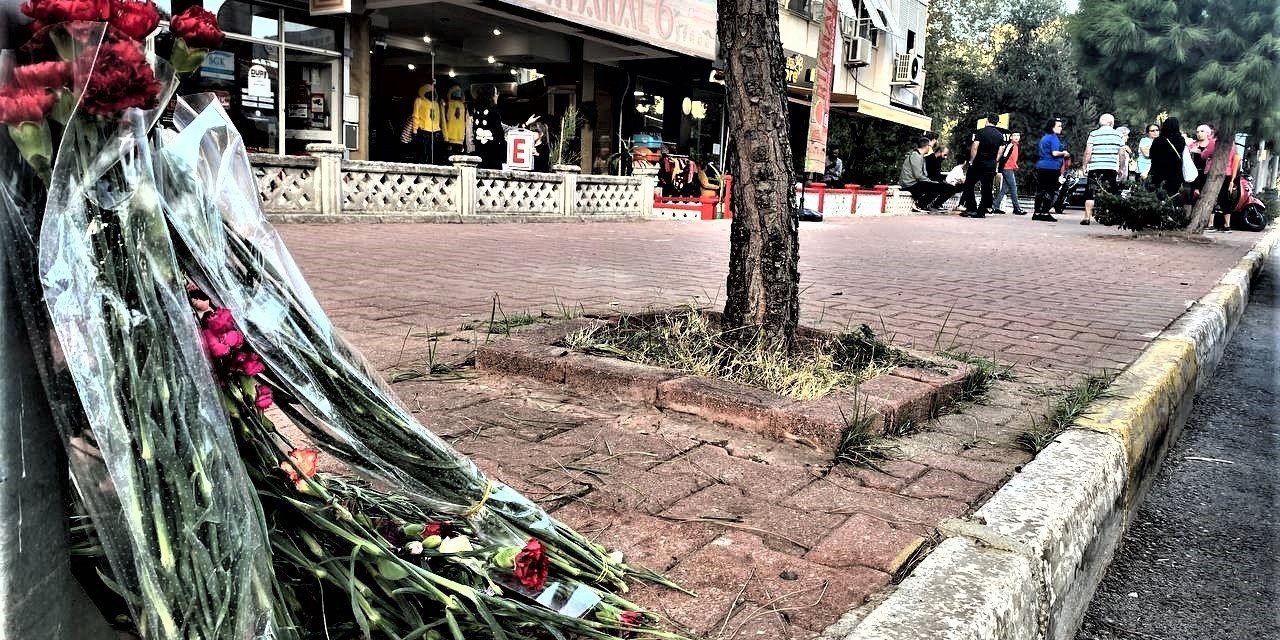 Scooter Faciasında Hayatını Kaybeden Gençlere Sınıf Arkadaşlarından Duygusal Anma