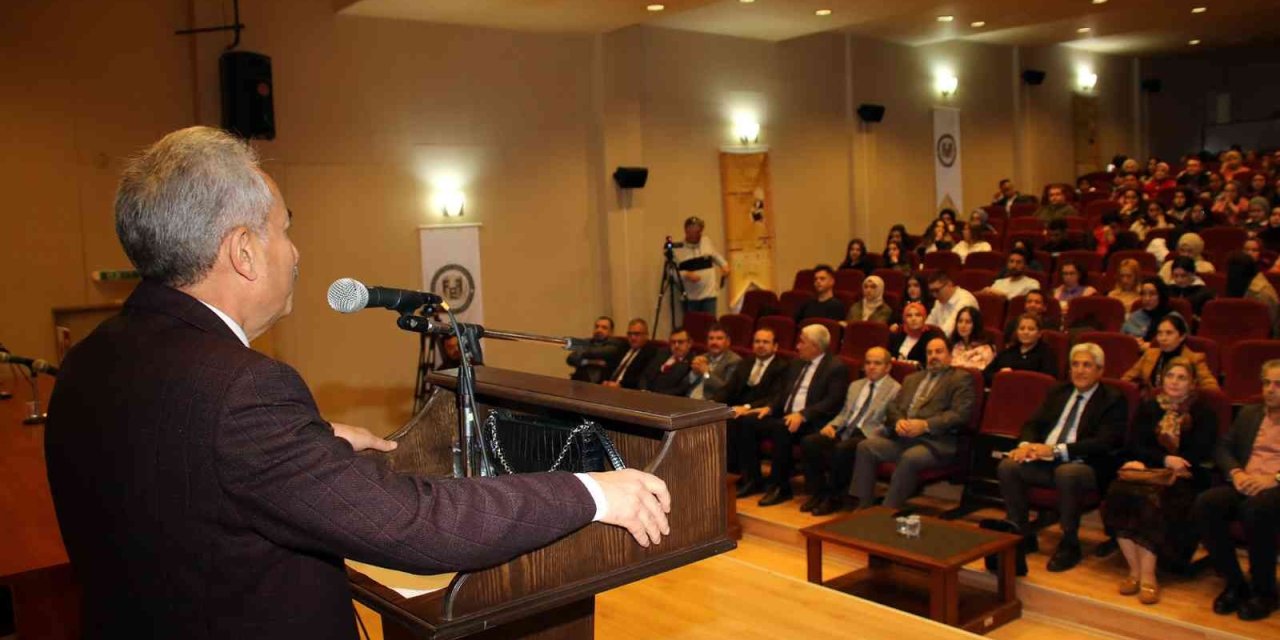 Kütahya Dumlupınar Üniversitesinde Nasreddin Hoca Konuşuldu