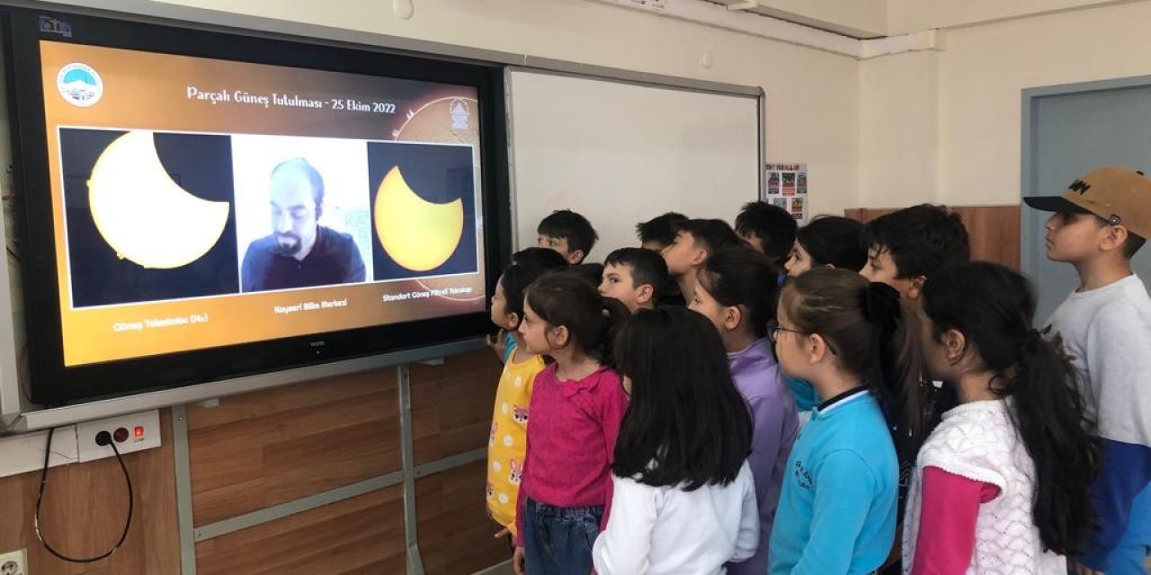 Kayseri Bilim Merkezi "güneş Tutulması" Heyecanını Canlı Yayınladı