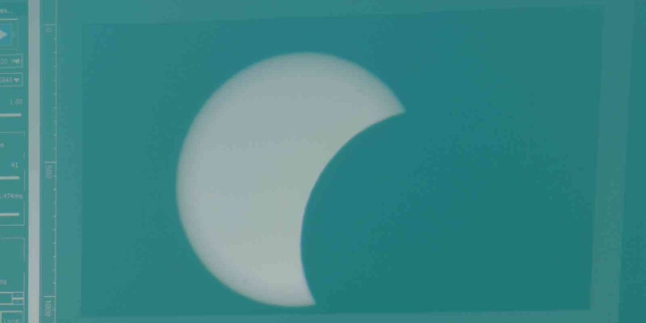 Parçalı Güneş Tutulması, Erü’de Teleskoplarla İzledi