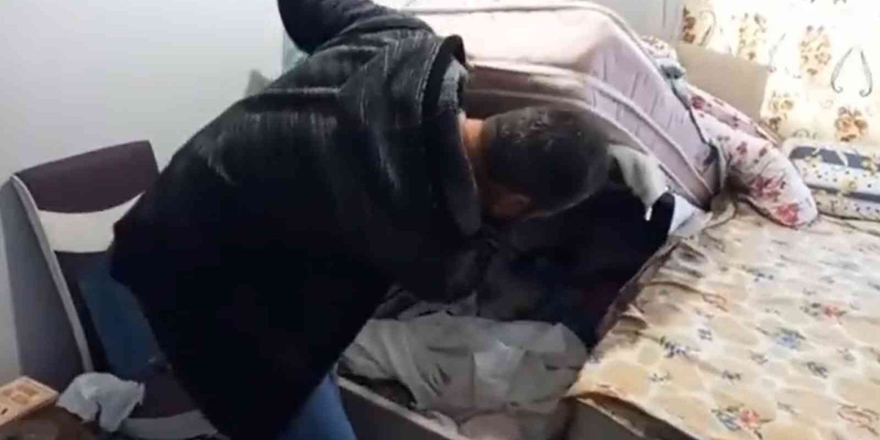 Uyuşturucu Taciri Bazanın Altında Yakalandı