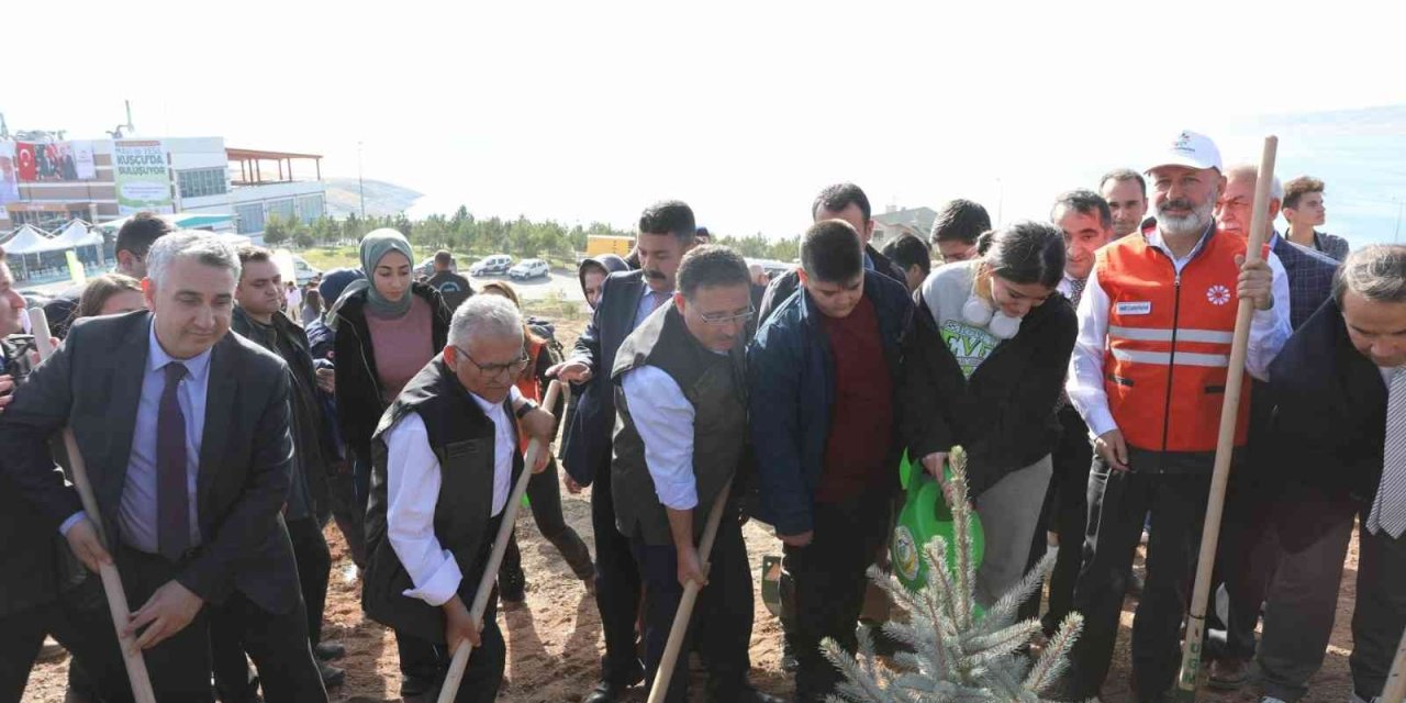 Kayseri’nin Denizi Ağaçlandırılıyor