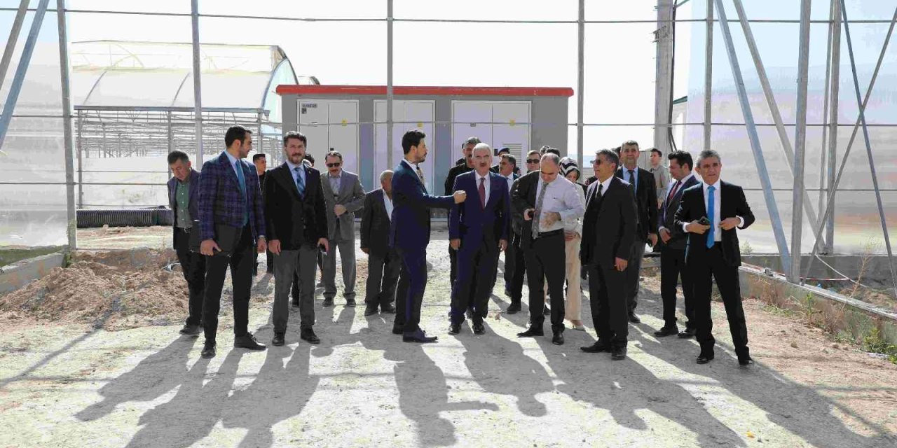 Eskişehir Ve Konya Protokolü Mahmudiye’de Bulunan Jeotermal Serada Buluştu