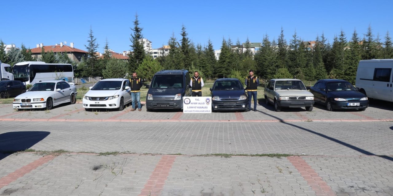 6 Aracı Çenç Yapan 10 Kişiye İşlem Yapıldı