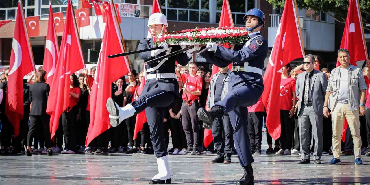 Antalya’da 29 Ekim Cumhuriyet Bayramı Kutlamaları