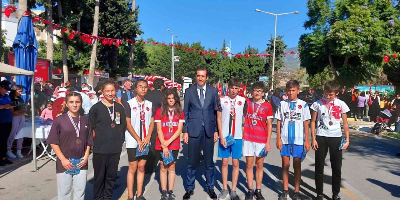 Bozyazı’da Cumhuriyet Coşkusu