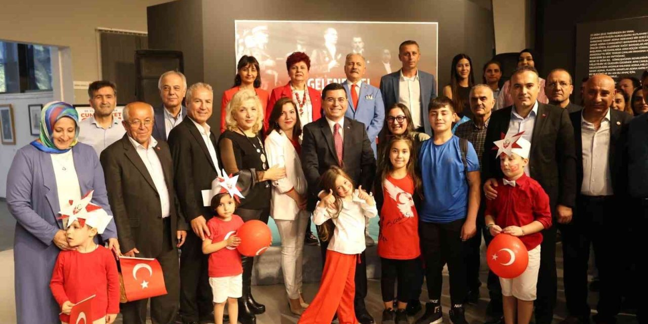 Kepez’den 99’uncu Yıla 99 Eser Cumhuriyet Sergisi