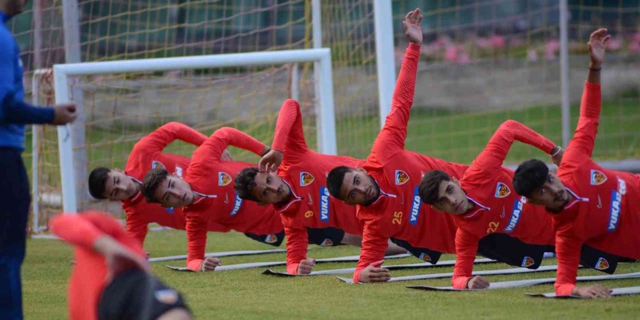 Kayserispor’da Kamp Kadrosu Belli Oldu
