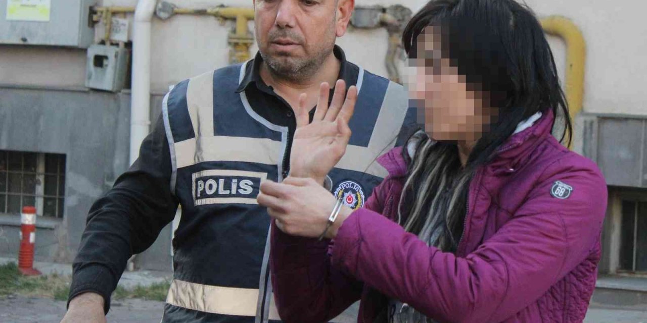 4 Suçtan Aranan Kadın Derin Dondurucudan Çıktı