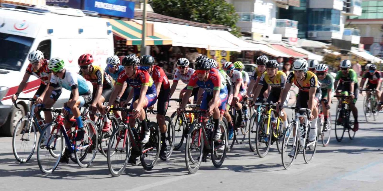 Türkiye Bisiklet Şampiyonası 8. Etap Sezon Kapanışı Kriteryum Yarışlarıyla Sona Erdi