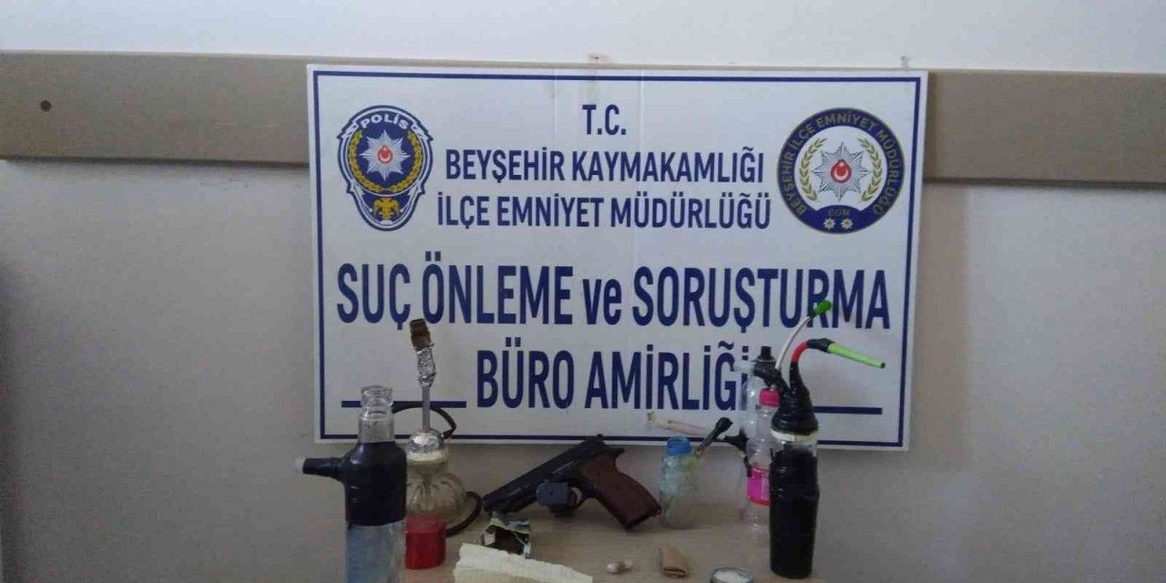 Polisin Dur İhtarına Uymayan Araçtan Uyuşturucu Çıktı