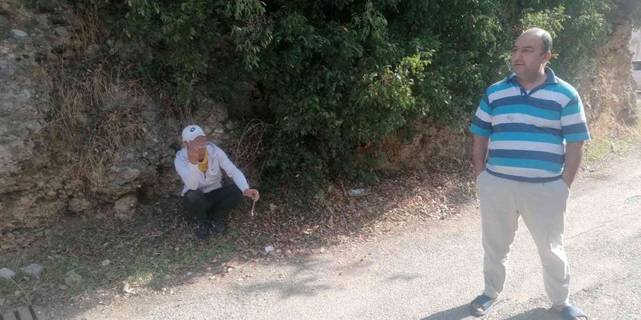 Apartmana Girmek İsterken Vatandaşların Fark Ettiği Hırsızlık Şüphelisi, Polise Teslim Edildi