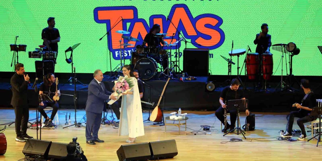 Elif Buse Doğan: "çok Güzel Ağırlandık, Muhteşem Kalabalık"