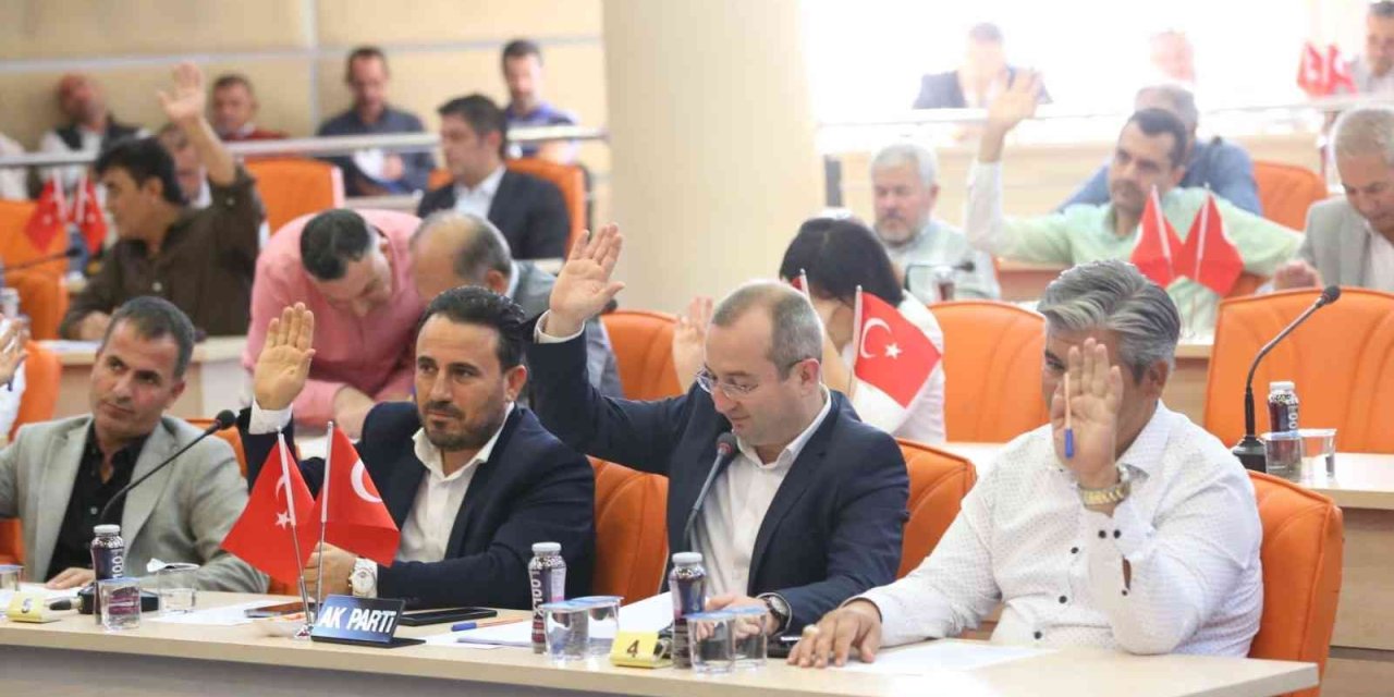 Kepez Belediye Meclisinde İlk Yaşandı