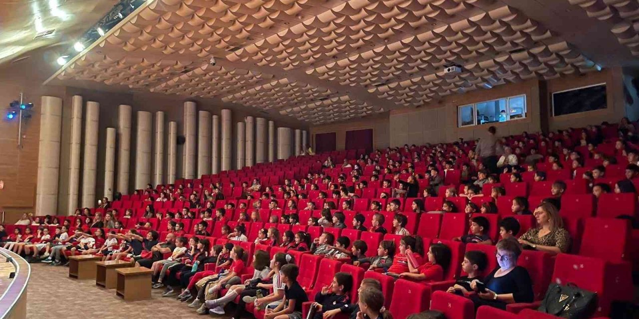 ‘Bir Nefes Masal’, KBT Sahnesinde