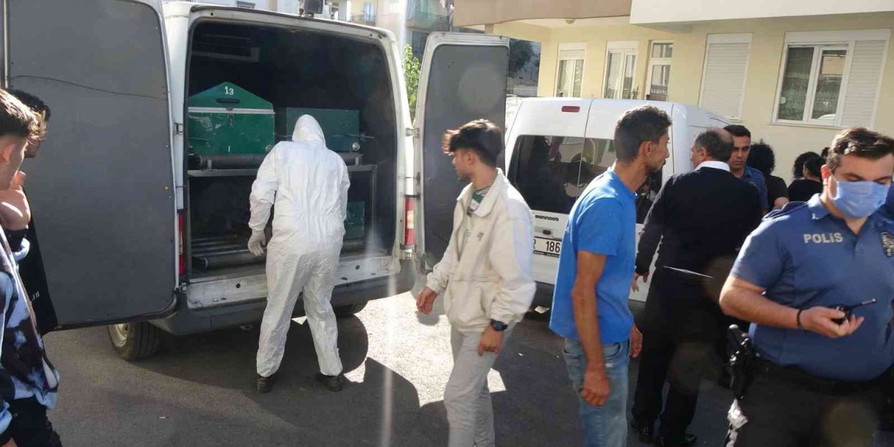 3 Gündür Kayıp Olan Kadın Erkek Arkadaşının Evinde Ölü Bulundu