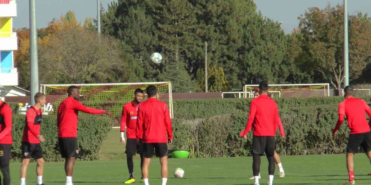 Kayserispor’da Gaziantep Fk Maçı Hazırlıkları Sürüyor