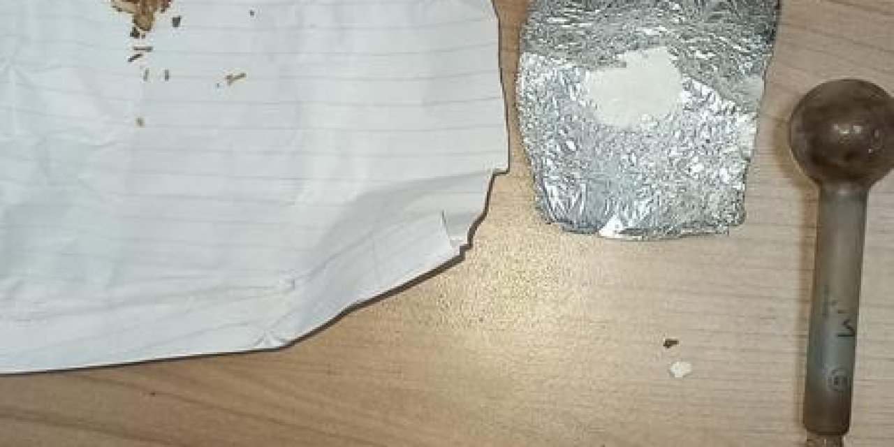 Şüpheli Şahıstan Uyuşturucu Çıktı