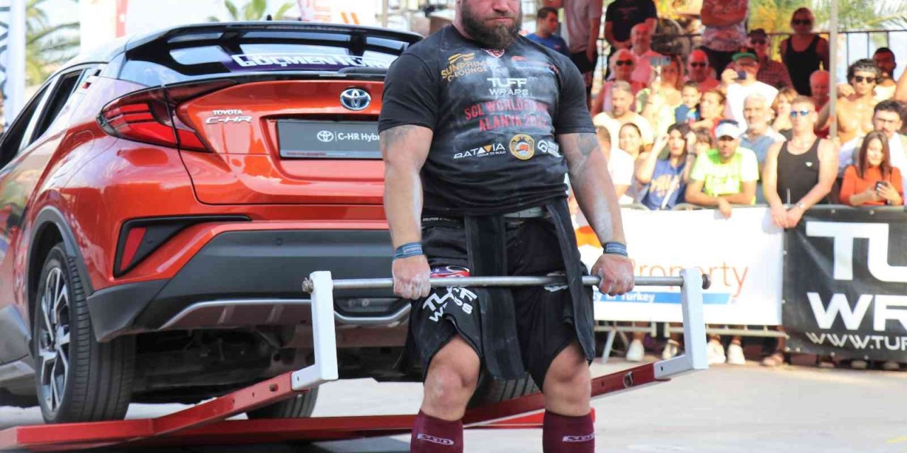 Dünyanın En Güçlü Adamı Aivars Smaukstelis Oldu