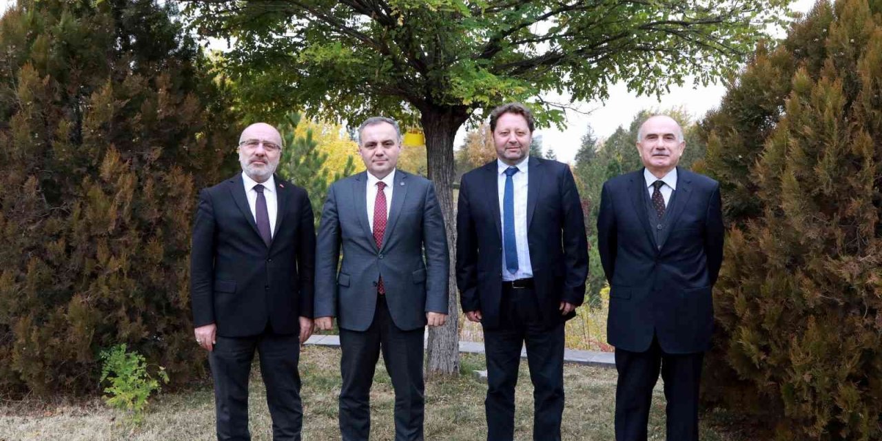 Rektörler Erü’de Bir Araya Geldi