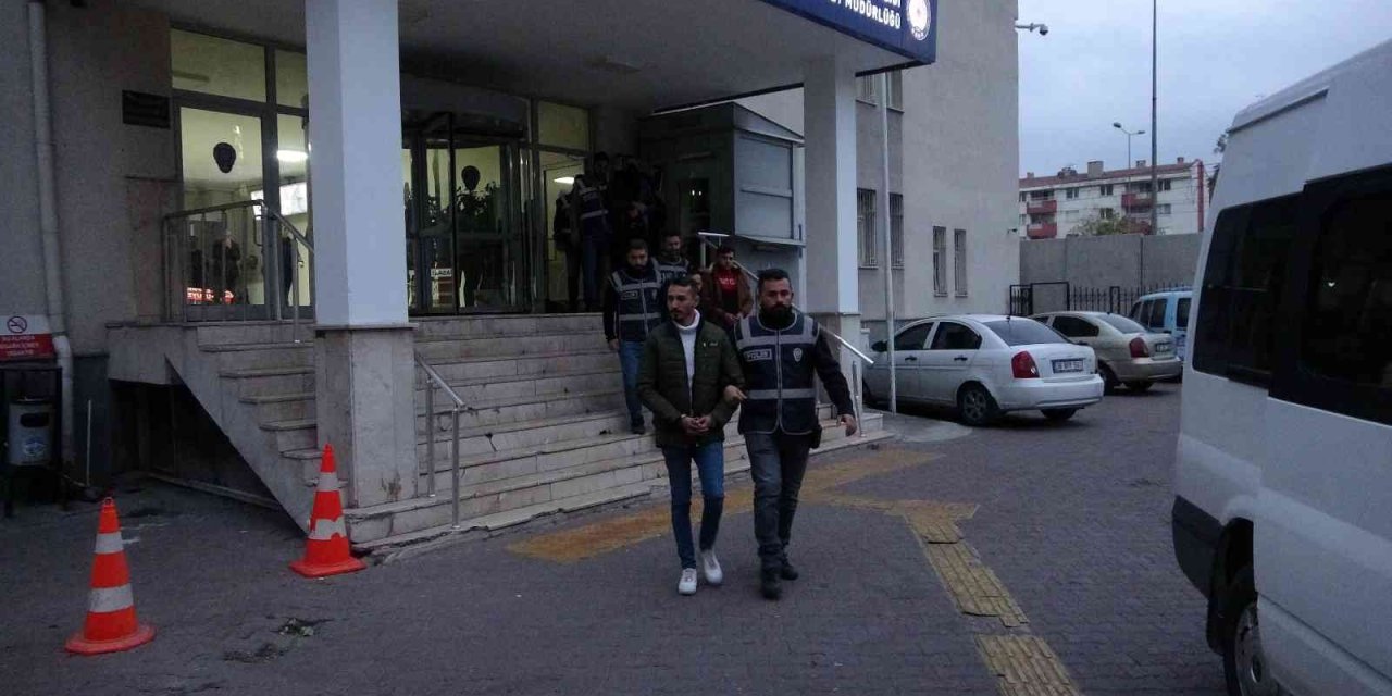 Kayseri’de Aranan Şahıslara Şok Operasyon: 17 Gözaltı