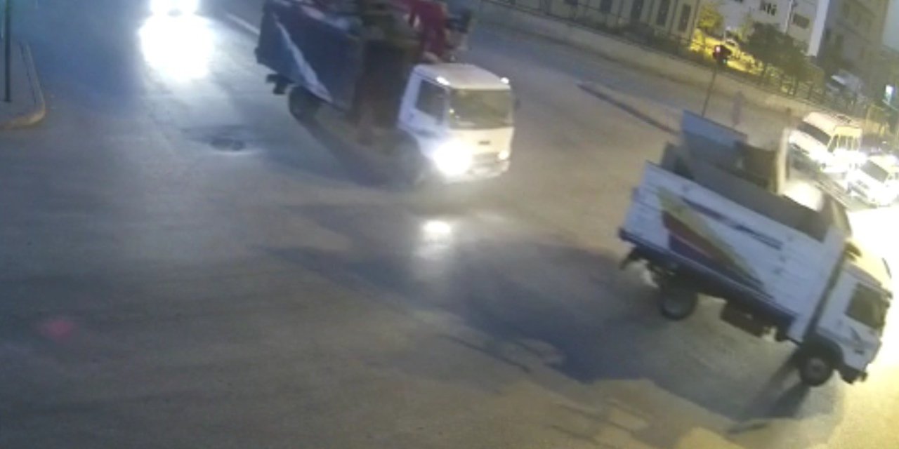 Konya’da 80 Bin Liralık Hurdayı Kamyonetlerle Çalan Hırsızlar Yakalandı