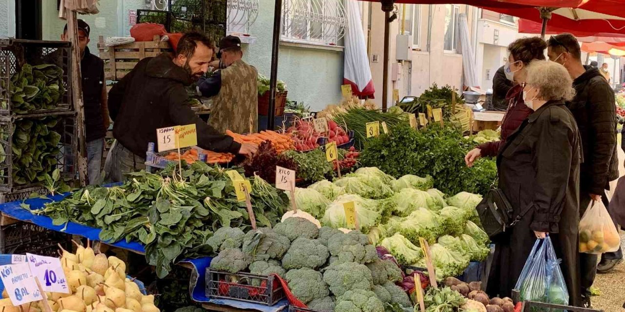 Özlenen Kış Sebzeleri Pazardaki Yerlerini Alıyor