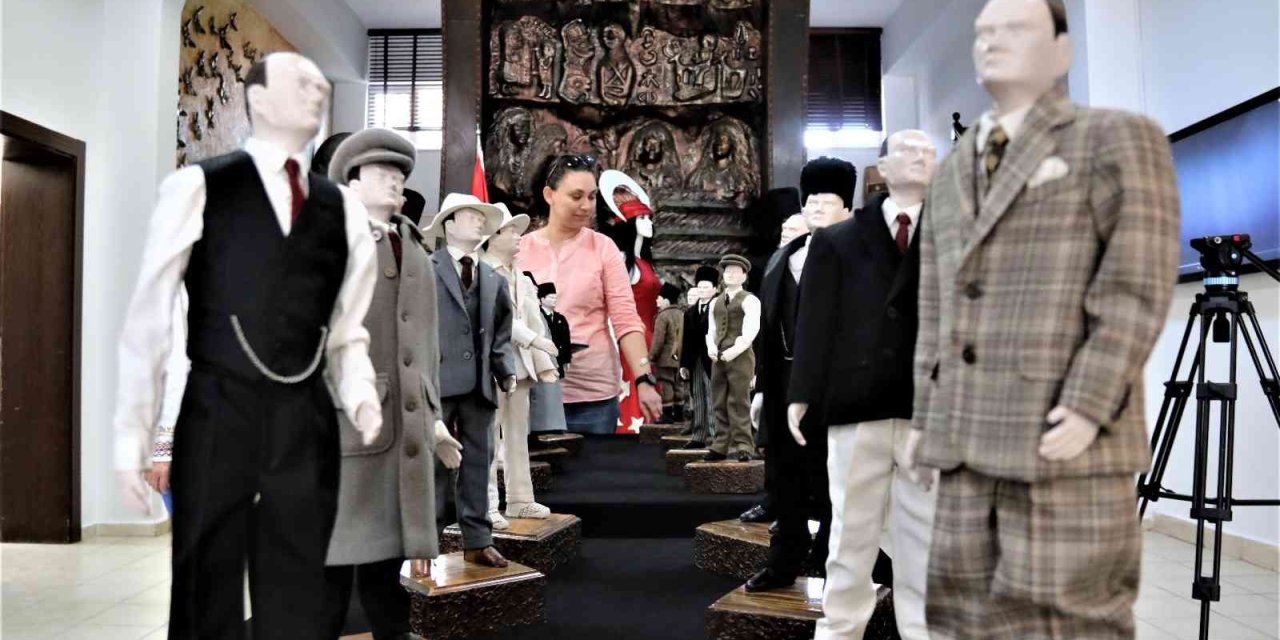 20 Kişilik Ekip 1.5 Yılda Atatürk’ün 15 Farklı Elbisesinin Birebir Aynısını Dikti
